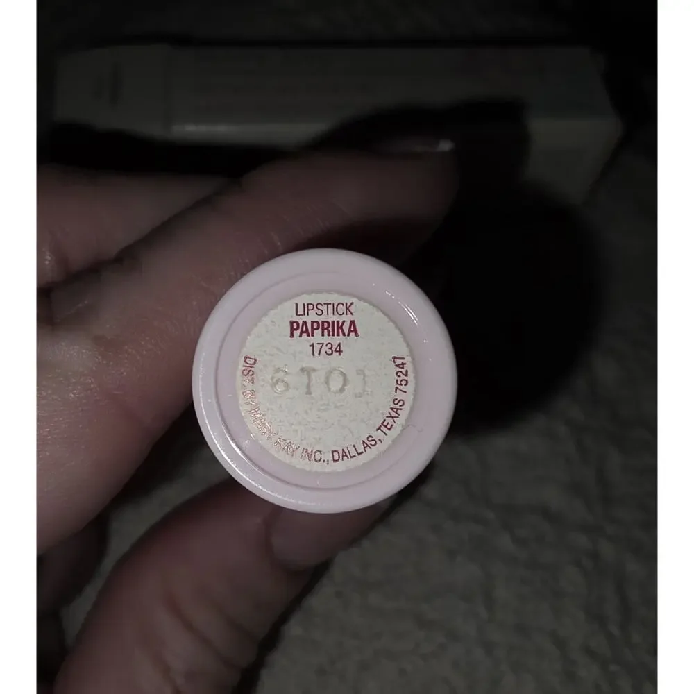 Mary Kay Signature Color Moisturizing Lipstick Paprika 1734 Discontinued